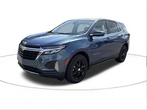 Used 2024 Chevrolet Equinox LT w/ LPO, Floor Liner Package FWD image 7