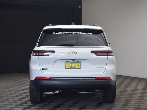 New 2026 Jeep Grand Cherokee L Laredo AWD/4WD image 10