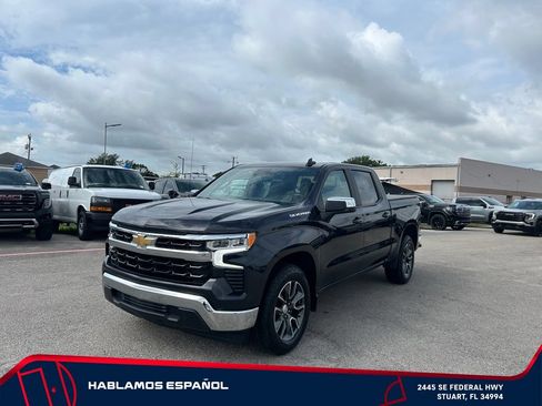 Used 2023 Chevrolet Silverado 1500 LT RWD image 2