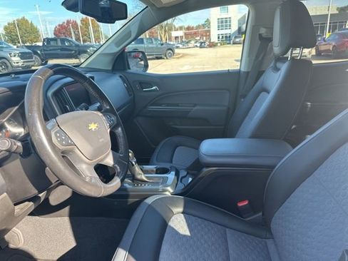 Used 2022 Chevrolet Colorado Z71 image 32