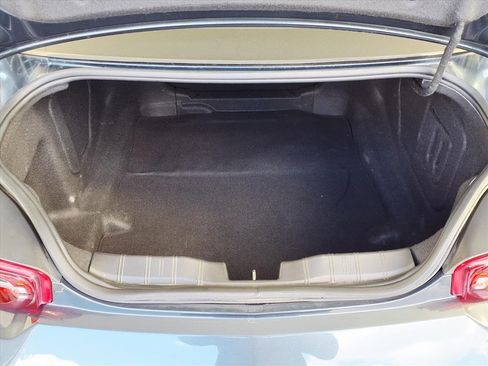 Used 2020 Chevrolet Camaro LT image 18