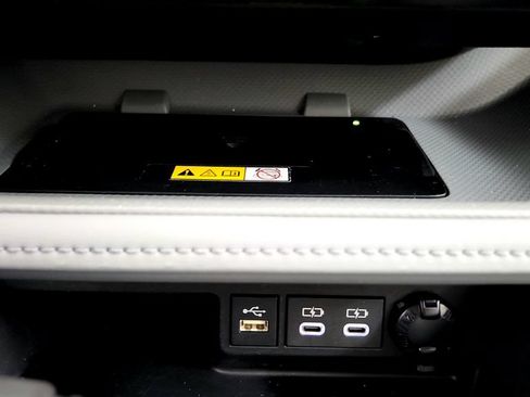 Certified 2024 Toyota Highlander XLE AWD/4WD image 34
