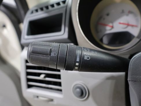 Used 2008 Dodge Avenger SXT FWD image 28