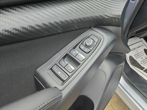 Used 2025 Subaru Ascent Premium w/ Premium Package image 24