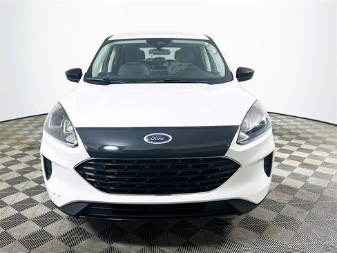 Used 2022 Ford Escape SE w/ SE Sport Appearance Package image 6