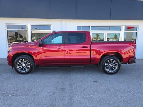 Certified 2024 Chevrolet Silverado 1500 RST w/ Z71 Off-Road Package AWD/4WD image 4