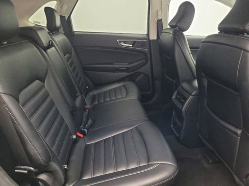 Used 2024 Ford Edge SEL image 19