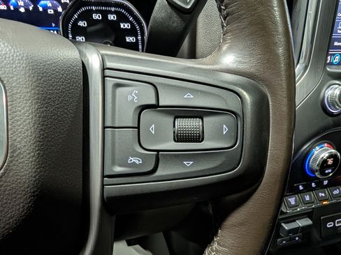 Used 2020 GMC Sierra 2500 Denali w/ Denali Ultimate Package image 24