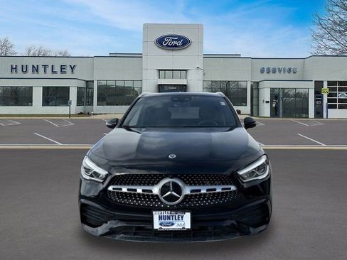 Used 2023 Mercedes-Benz GLA 250 4MATIC w/ AMG Line Exterior image 2
