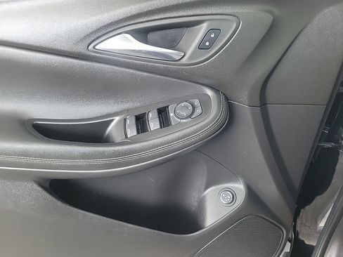 Used 2023 Buick Encore GX Select FWD image 18