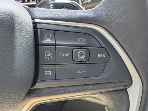 New 2026 Jeep Grand Cherokee Limited RWD image 28