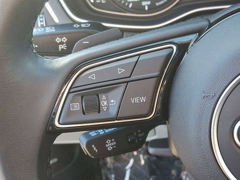 Used 2023 Audi A4 2.0T Premium w/ Convenience Package image 17