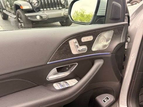 New 2026 Mercedes-Benz GLS 450 4MATIC image 16