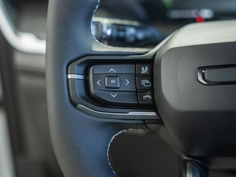 New 2026 Jeep Cherokee Overland image 33