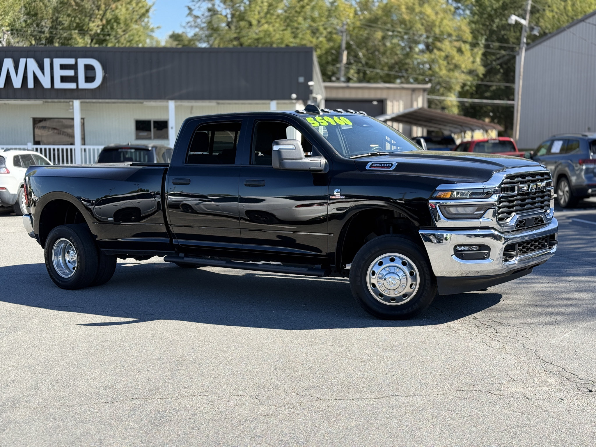 Used 2025 RAM 3500 Tradesman AWD/4WD image 11