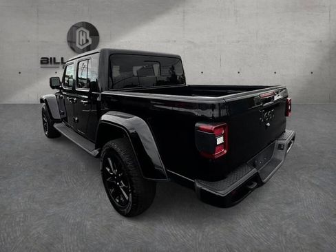 Used 2021 Jeep Gladiator Overland AWD/4WD image 7