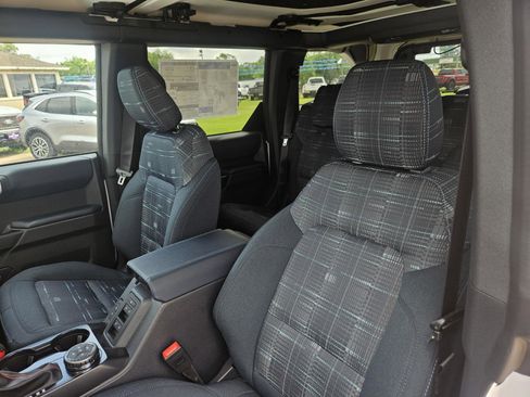 New 2026 Ford Bronco Heritage Edition AWD/4WD image 16