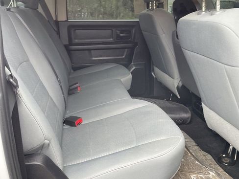 Used 2016 RAM 1500 Express w/ Popular Equipment Group AWD/4WD image 9