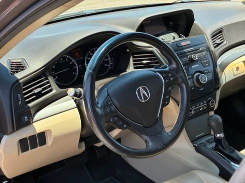Used 2014 Acura ILX w/ Premium Package FWD image 17
