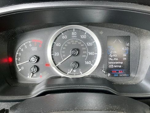 Used 2021 Toyota Corolla LE image 12
