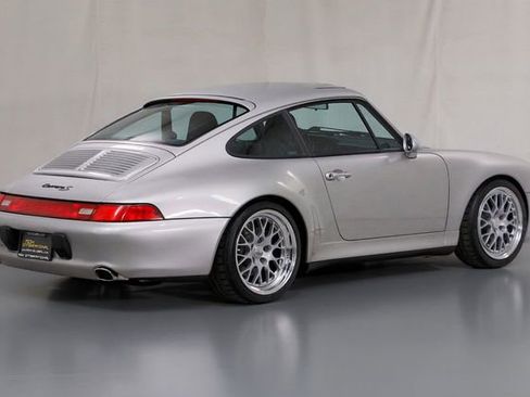 Used 1997 Porsche 911 Carrera S RWD image 2