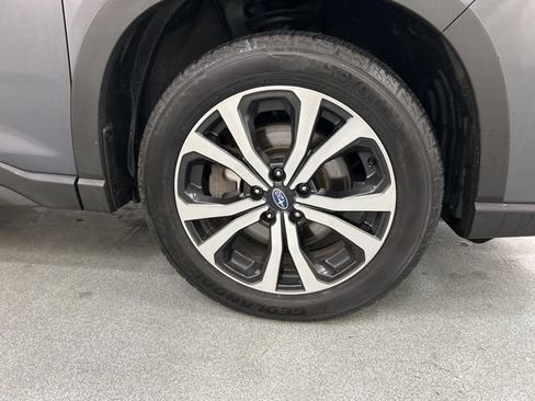 Used 2023 Subaru Forester Limited AWD/4WD image 28