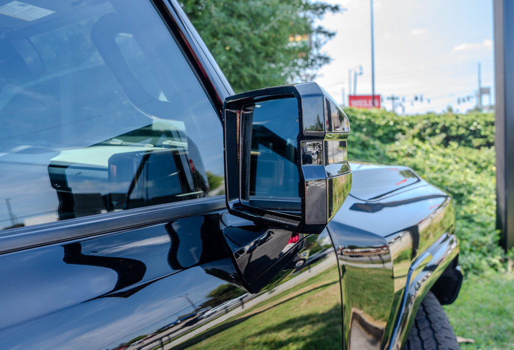 Used 2025 GMC Hummer EV 2X AWD/4WD image 30