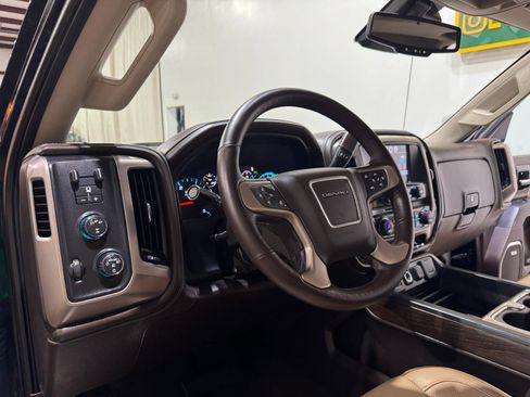 Used 2018 GMC Sierra 3500 Denali w/ Duramax Plus Package AWD/4WD image 9