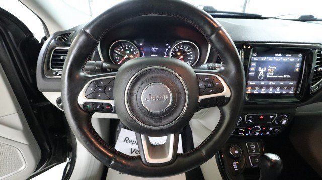 Used 2018 Jeep Compass Limited w/ Navigation Group AWD/4WD image 19