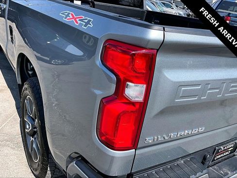 Used 2025 Chevrolet Silverado 1500 RST AWD/4WD image 23
