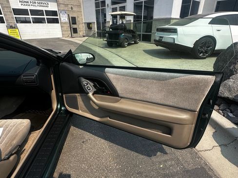 Used 1997 Chevrolet Camaro LT RWD image 14