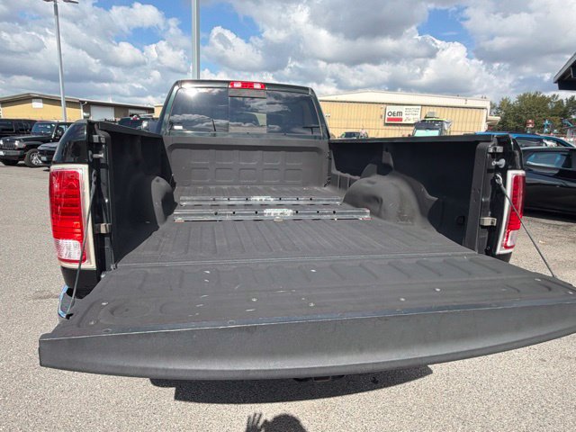 Used 2017 RAM 3500 Laramie RWD image 15
