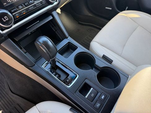 Used 2019 Subaru Outback 2.5i Limited w/ Popular Package #2 image 21