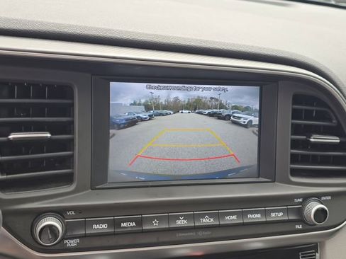 Used 2019 Hyundai Elantra Value Edition image 23