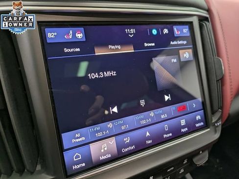 Used 2022 Maserati Levante GT AWD/4WD image 13