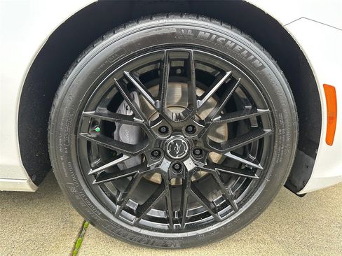 Used 2016 Cadillac CTS Premium image 9