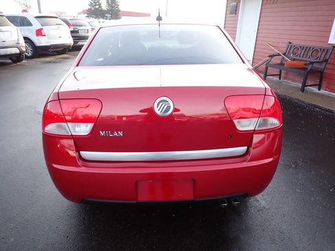 Used 2010 Mercury Milan image 5