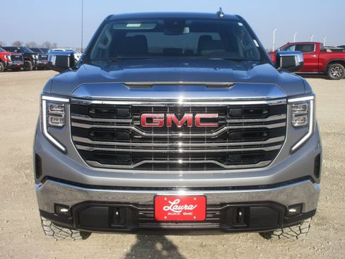 New 2026 GMC Sierra 1500 SLT w/ SLT Convenience Package image 11