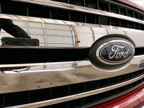 Used 2019 Ford F150 XLT w/ Equipment Group 301A Mid image 27