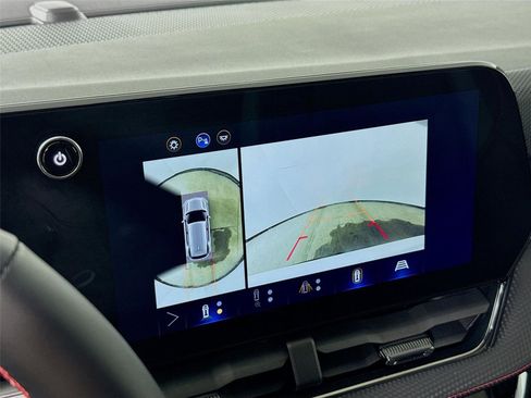 Used 2025 Chevrolet Equinox RS w/ Safety and Technology Package image 15