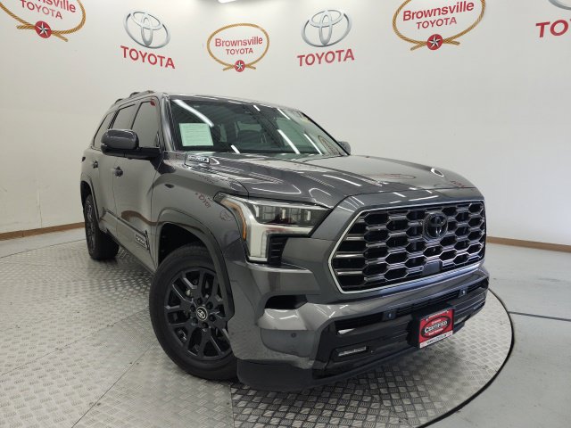 Used 2025 Toyota Sequoia Platinum AWD/4WD image 1