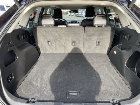 Used 2024 Ford Edge SEL w/ Convenience Package image 6