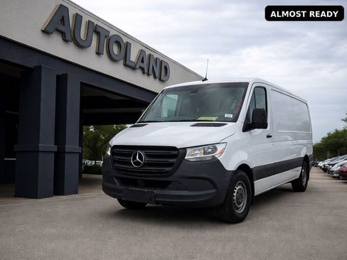 Used 2019 Mercedes-Benz Sprinter 2500 image 1