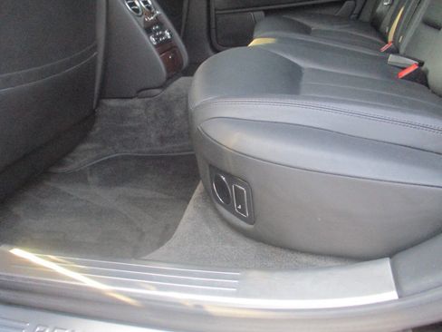 Used 2008 Bentley Flying Spur Flying Spur image 12