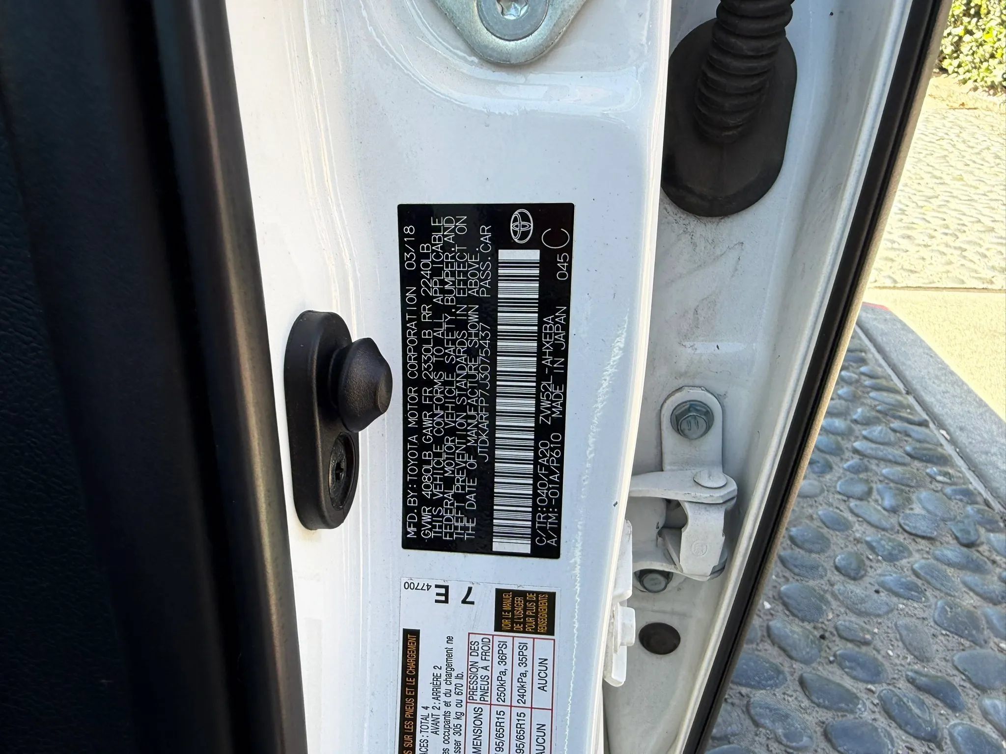 Used 2018 Toyota Prius Prime Plus FWD image 27