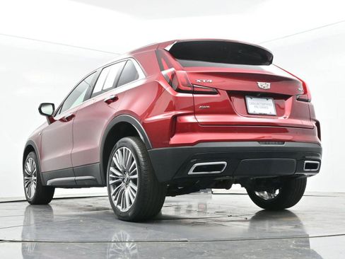 Certified 2024 Cadillac XT4 Premium Luxury AWD/4WD image 47