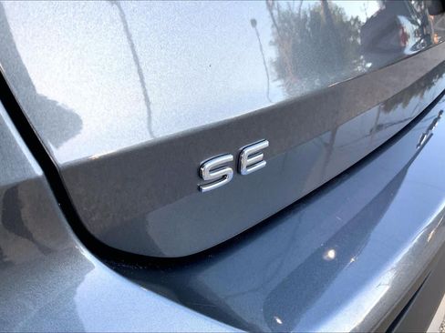 Used 2024 Volkswagen Taos SE FWD image 30