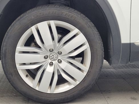 Used 2018 Volkswagen Atlas SEL Premium AWD/4WD image 31
