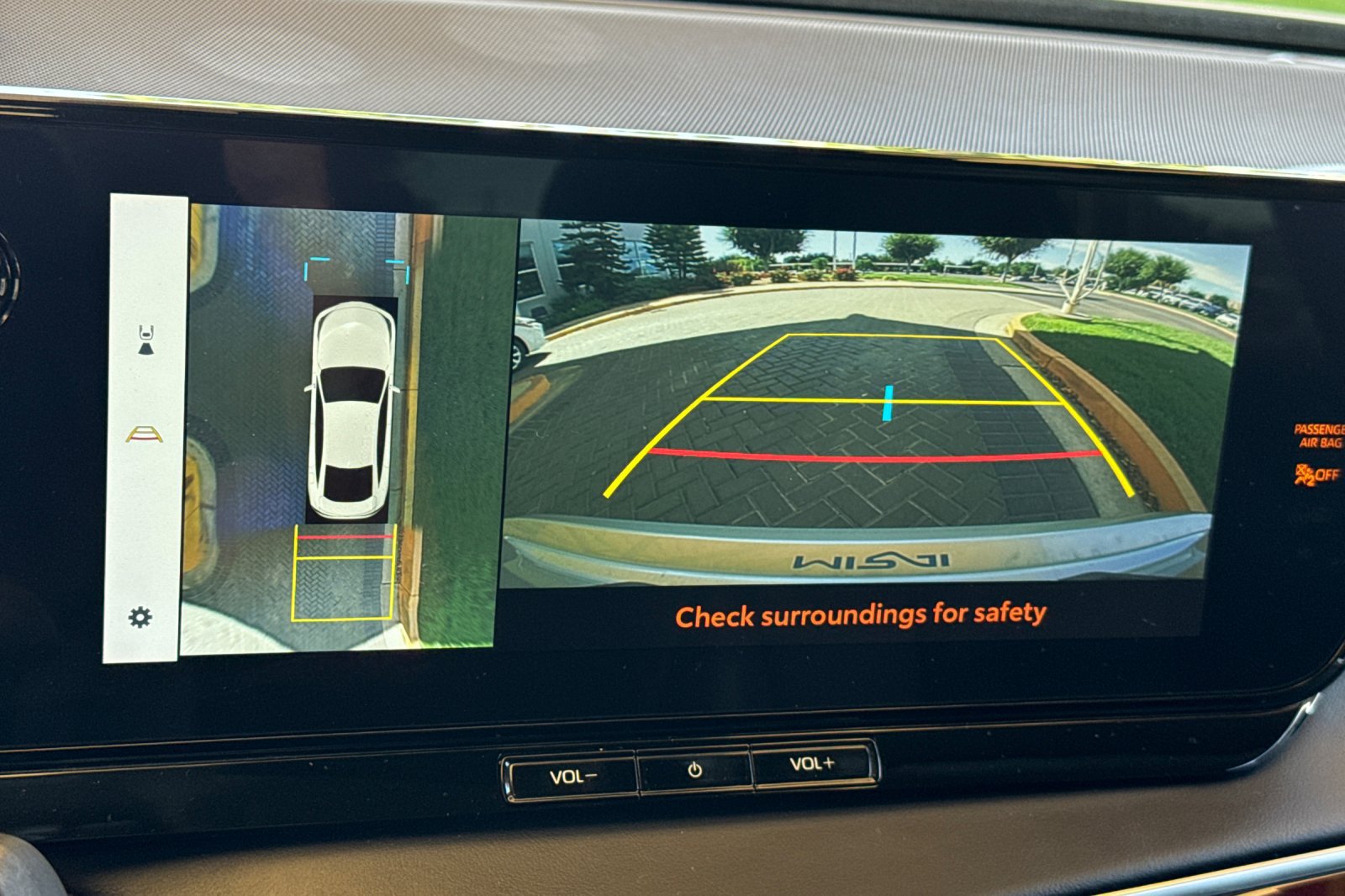 Certified 2025 Toyota Mirai XLE RWD image 23