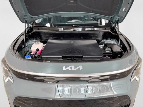 Used 2024 Kia Niro Wind w/ Wind Preserve Package FWD image 25